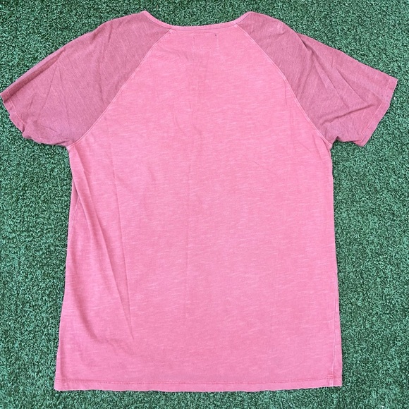 Lucky Brand T-Shirt. - Picture 3 of 3